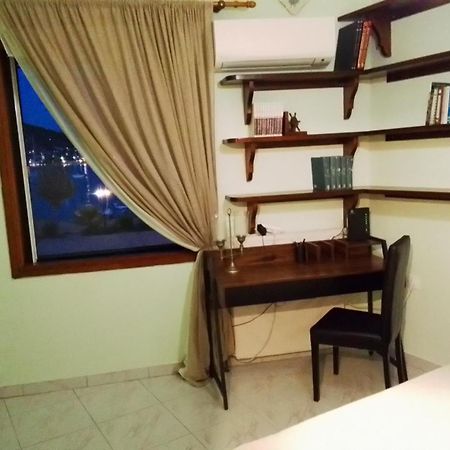 Liberty Porosview Apartement Galatás Zewnętrze zdjęcie