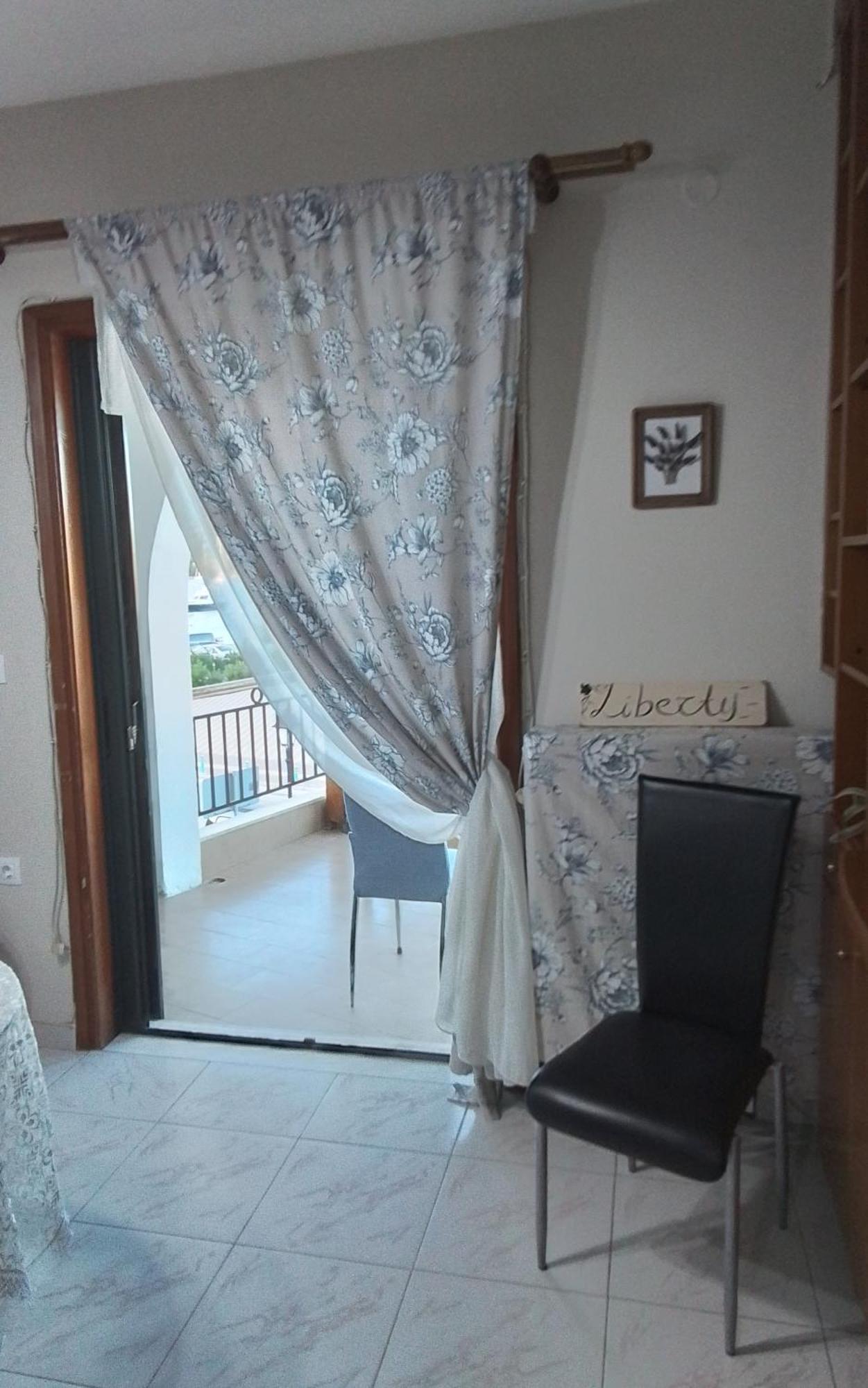 Liberty Porosview Apartement Galatás Zewnętrze zdjęcie